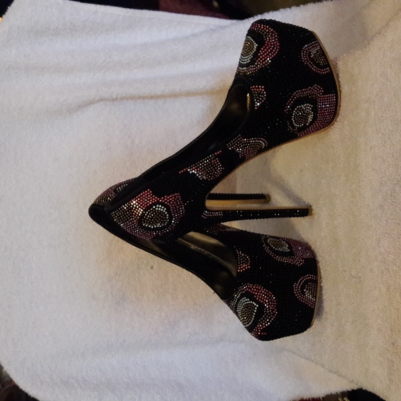 🖤💛💖PLATFORMS - Picture 3 of 4